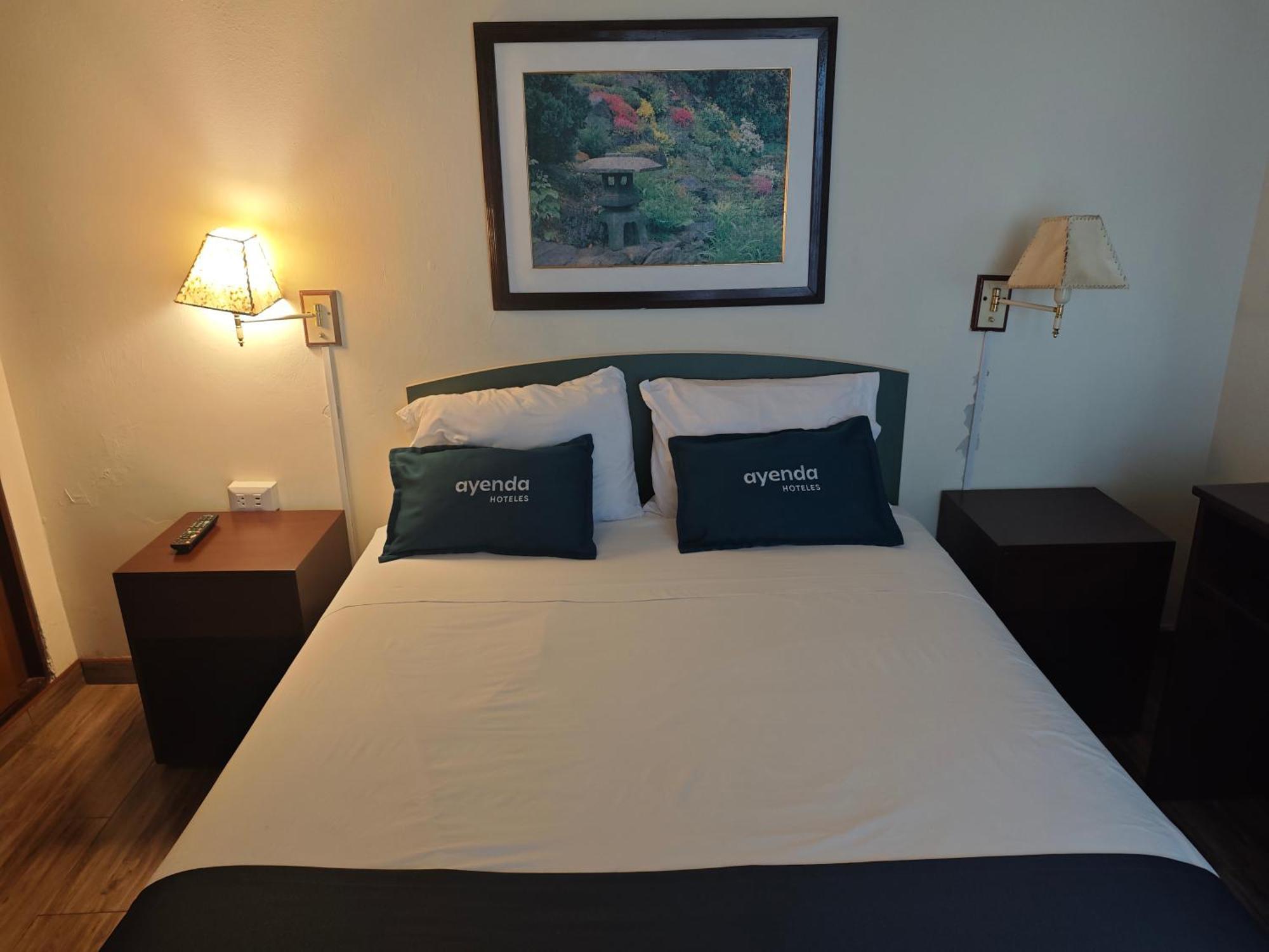 Hotel San Isidro Inn Лима Стая снимка