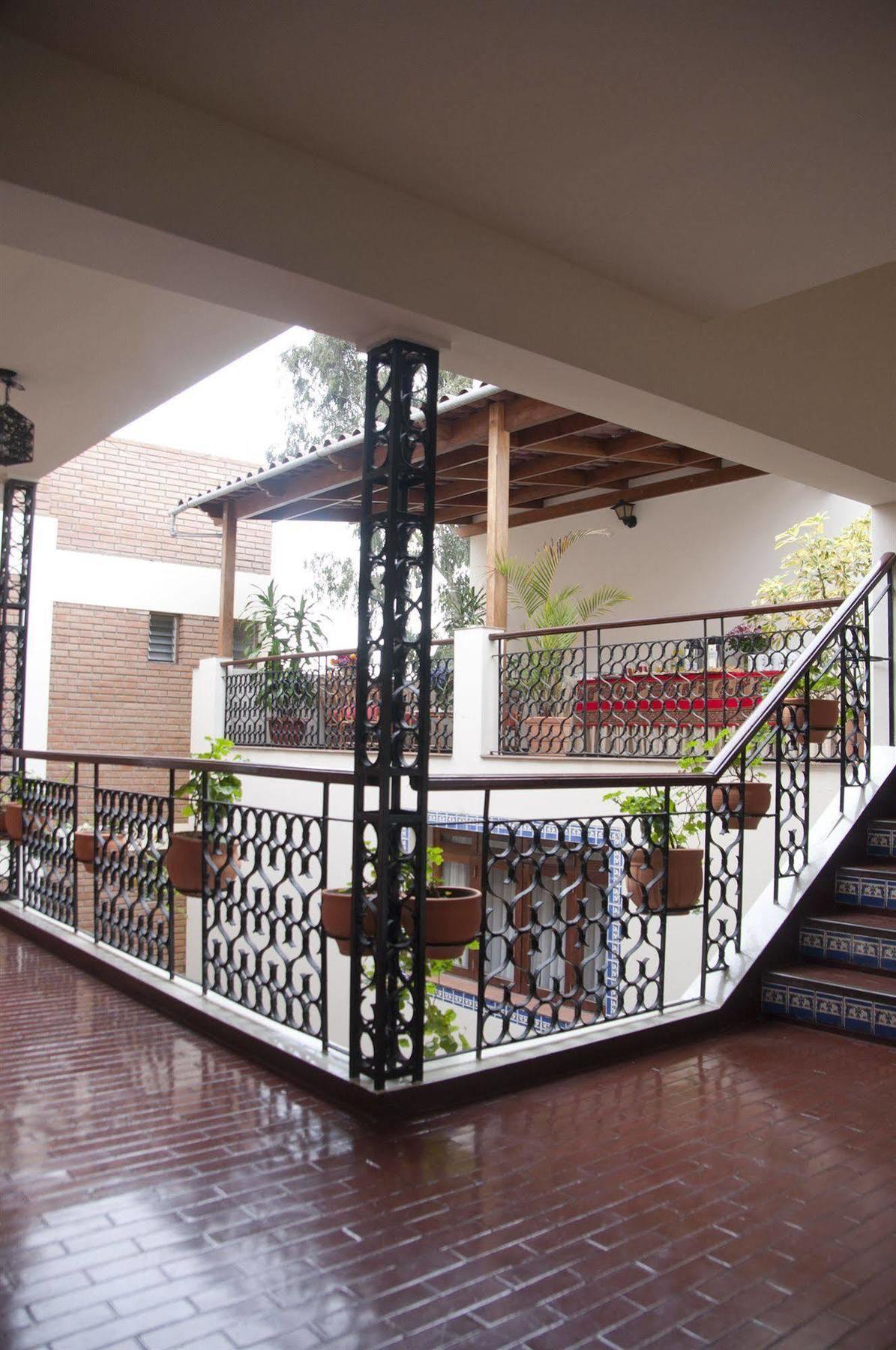Hotel San Isidro Inn Лима Екстериор снимка